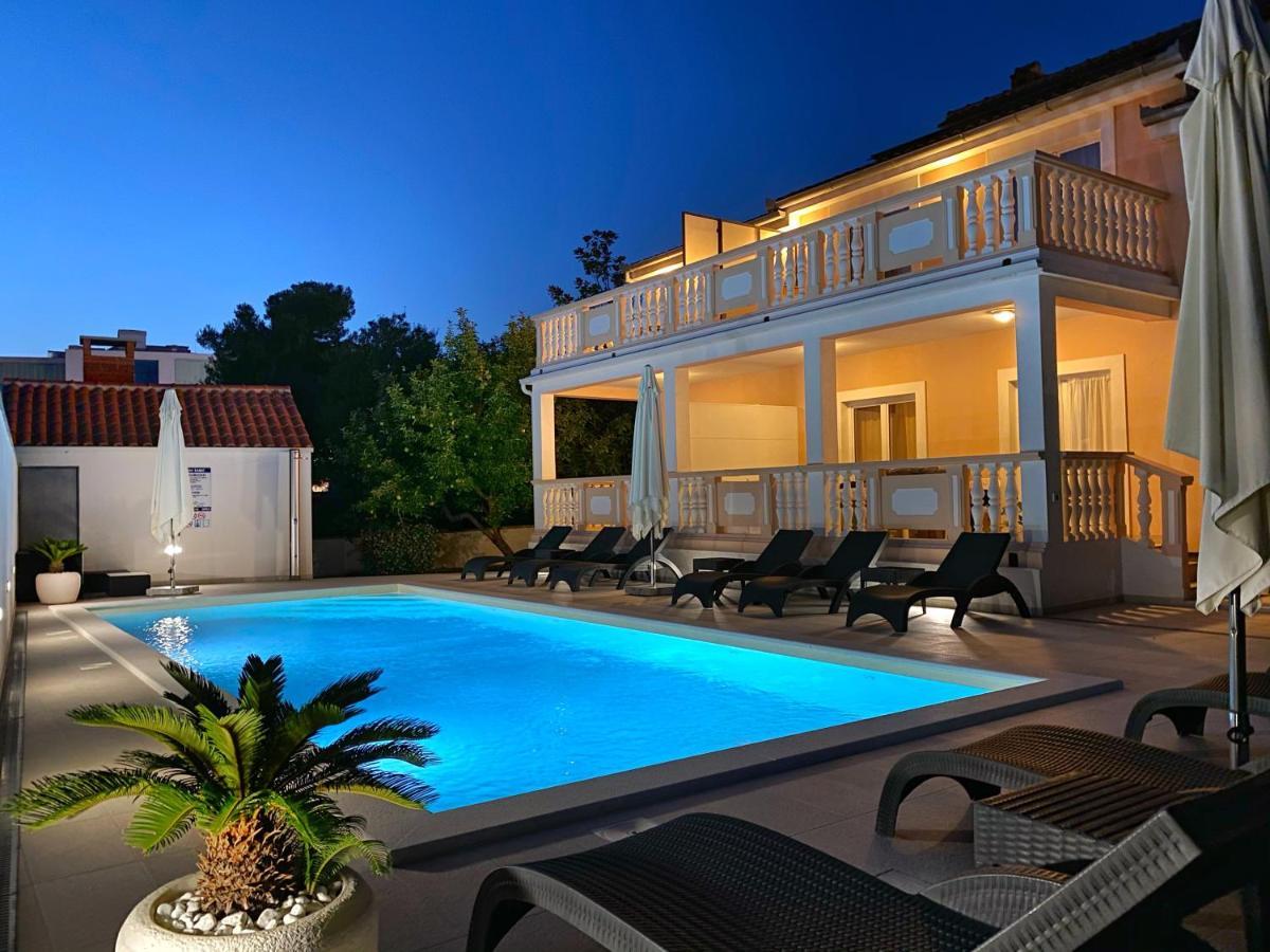 Apartments Saric Biograd Na Moru Luaran gambar