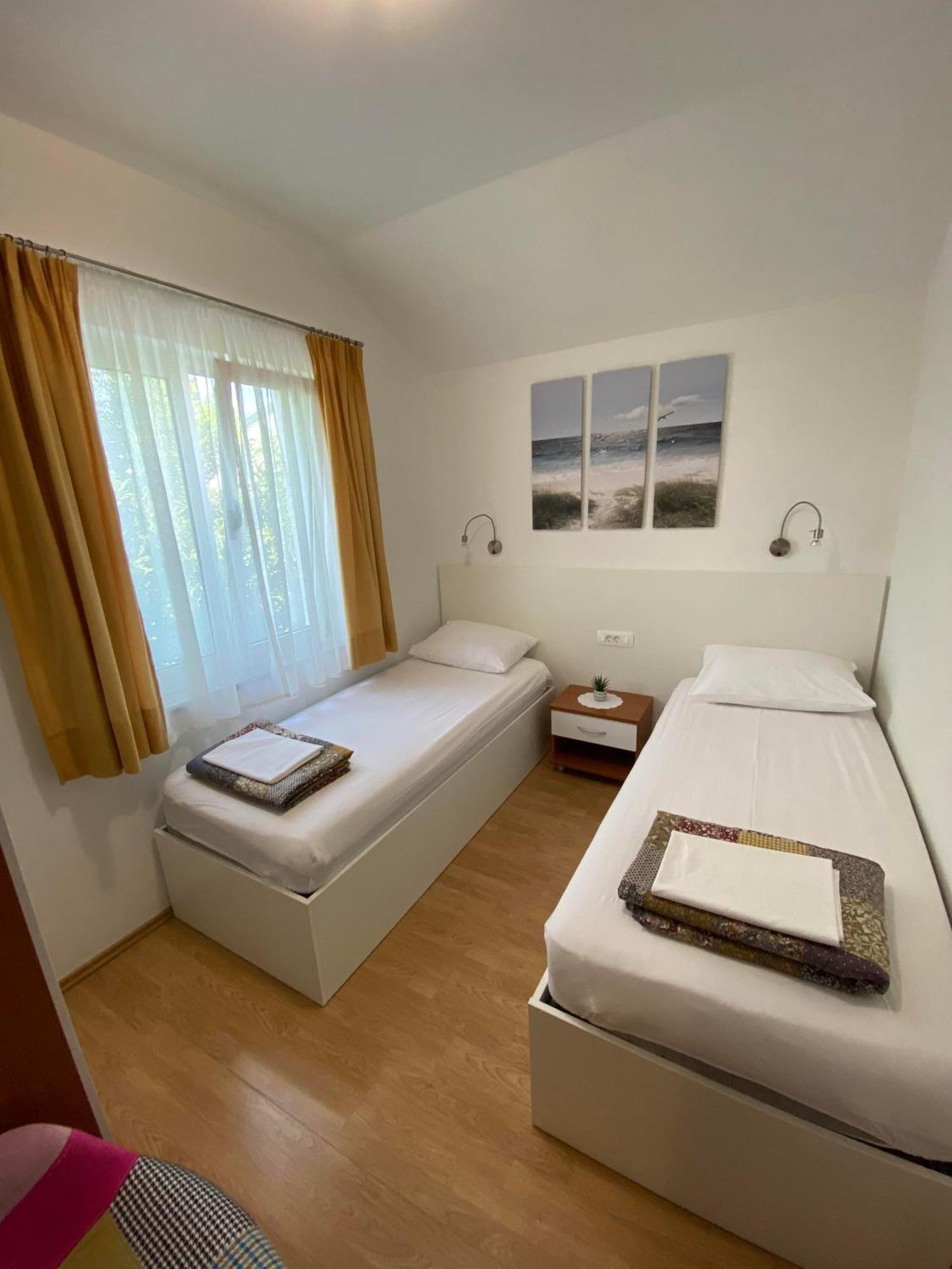 Apartments Saric Biograd Na Moru Luaran gambar