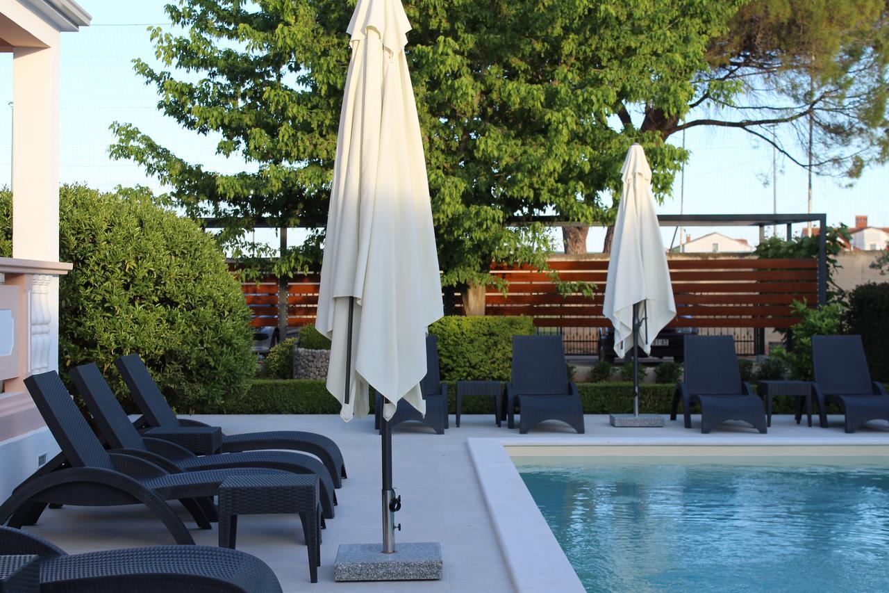 Apartments Saric Biograd Na Moru Luaran gambar
