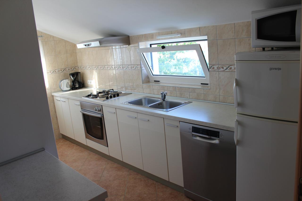 Apartments Saric Biograd Na Moru Luaran gambar